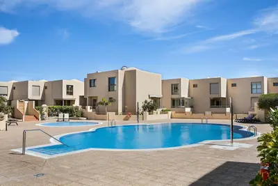 Image de Maison de vacances Villa Tejita Près de la plage avec piscine et Wi-Fi