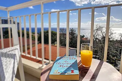 Image de Lido Life Apartment by LovelyStay