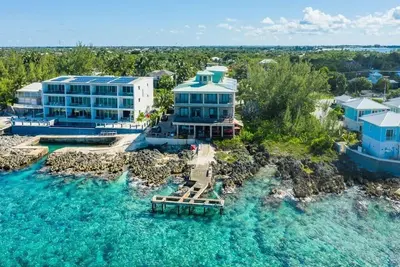 Image de Penthouse 2Bd/2Bth Oceanfront Condo-Onsite Dining