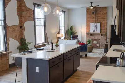 Image de Stunning Condos Near Washington Park w/ Parking