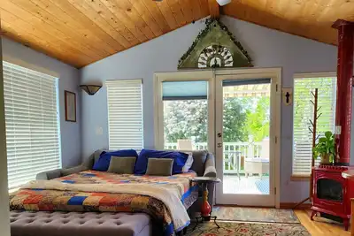 Image de Cute private home in the heart of Yakima. Easy access to best city attractions. .