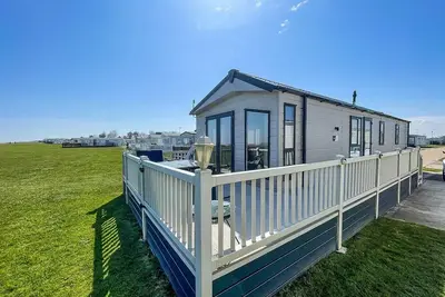 Image de Beautiful caravan full sea views at Broadland Sands in Suffolk ref 20095bs