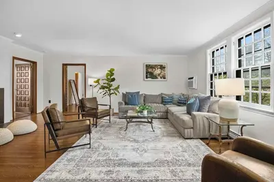 Image de Spacious 3b/3b Mediterranean in White Plains