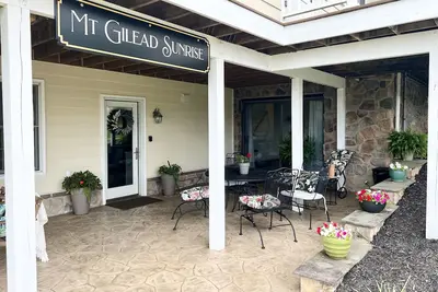 Image de Mt. Gilead Sunrise- Country Suite close to wineries, breweries & wedding venues