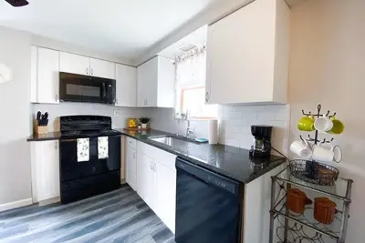 Image de Carnegie Cottage - Close to City and Busway!