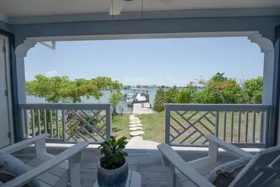 Image de Sawyer’s Seabreeze | Waterfront | Private Dock | Bunk Beds