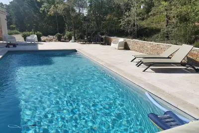 Image de Fully renovated country villa with swimming pool and barbecue