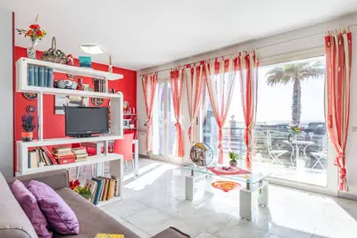 Image de Norman Castle Modern Sea View Apartment