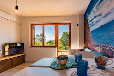 Studio 'Mono Le Lecce 38b' avec piscine et balcon