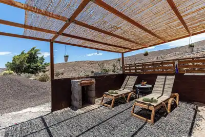 Image de Appartement de vacances \"La Fortaleza - Casa La Fuentita - Adults Only\" avec vue sur la montagne