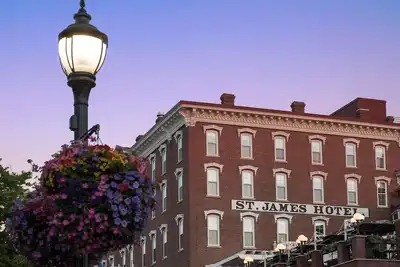 Image de Historic Red Wing Lux Hotel, Whirlpool Room -Close to Dining-Museums-Art & More!