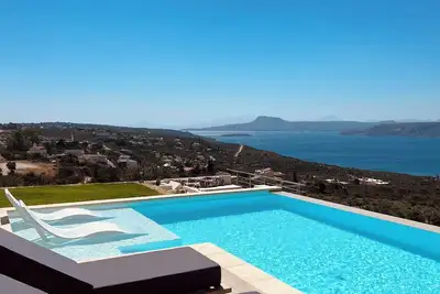 Bay Overlook Villa <br>