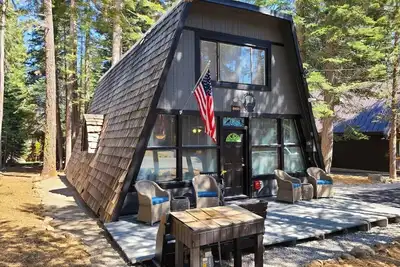 Image de Cabin in The Woods in Tahoma