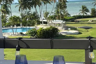 Image de Spacious Beachfront Condo in Amenity Packed Resort