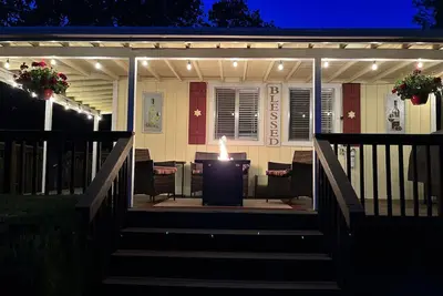 Image de Charming Wine Country Cottage, Pet Friendly!