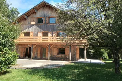 Image de Magnifique chalet en chambres d hôtes près des lacs et des vignobles