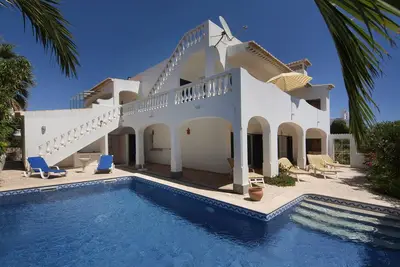 Image de Villa Atlantico, piscine et jardin, près de la plage