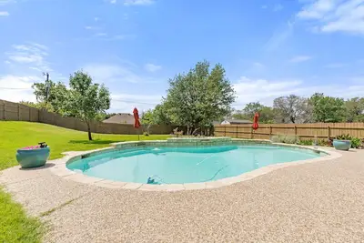 Image de Amazing Brick Home, Pool, Covered Patio, Garden, Community Ramp (5mins 2 Square)