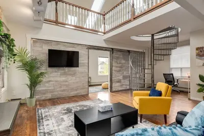 Image de Carnivale 3br Home in Bankview Sleeps 6