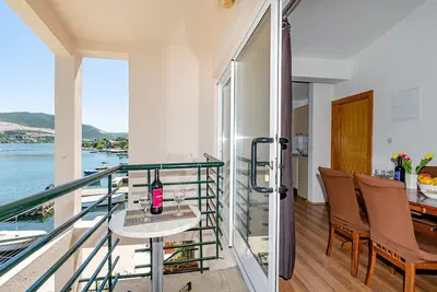 Image de Appartements Oliver (52861-A2) - Putnikovic