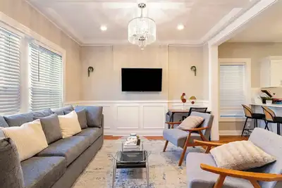 Image de 3br Modern Condo near Wrigley/Dwtn +Free Parking