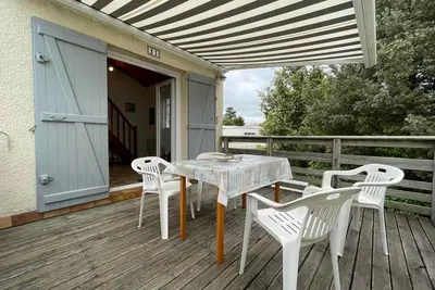 Image de Appartement Cosy avec Terrasse Intime, à 500m de la Plage de Nauzan