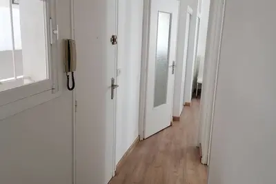 Image de Appartement 50 M2 entièrement refait à neuf situé au pied des plages