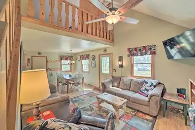 Image de Family Cottage 3 Mi to Higgins Lake State Pk!