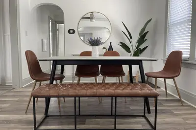 Image de Newly Renovated Modern Apartment in Amherst