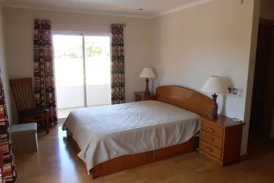 Image de Villa facing golf course