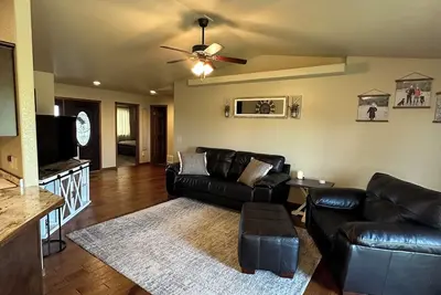 Image de Rally rental in Spearfish, near interstate, 20 miles to Sturgis