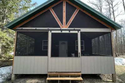 Image de Quiet cabin minutes from Upper Red Lake and major resorts