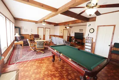 Image de Mountain Retreat w/ Great Views, Large Hot Tub, Great Wifi, Near Luray Caverns