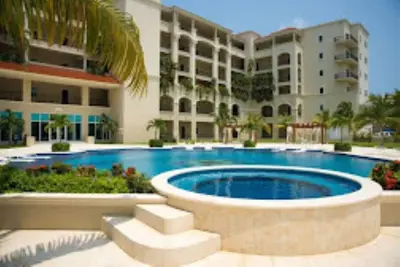Image de #1 rated Landmark Resort on Cozumel Ocean view, large 3 bdrm suites 5 stars