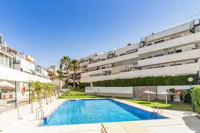 Bel appartement à Benalmádena