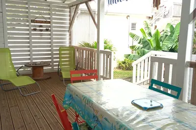 Image de Bungalow au calme, avec jardin