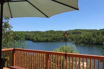 Image de Amazing views, Lakefront home with private boat dock in Flat Hollow