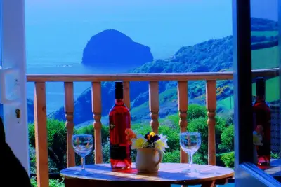 Image de Crowsnest - Surplombant Trebarwith Strand