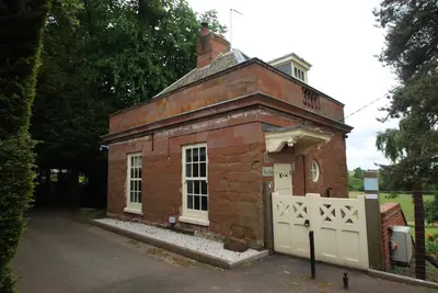 Image de Lodge surrounded by idyllic countryside