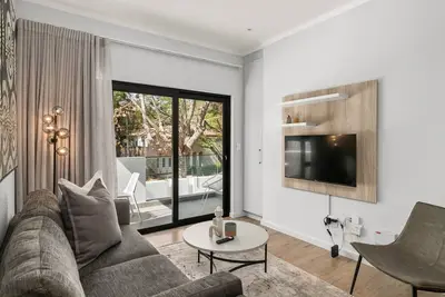 Image de Luxury | Brand New | 2 Bed | Rosebank