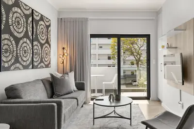 Image de Trendy | Brand New | 2 Bed | Rosebank