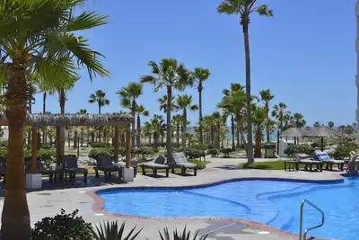 Image de Popular Sandy Beach Condo at Casa Blanca C503