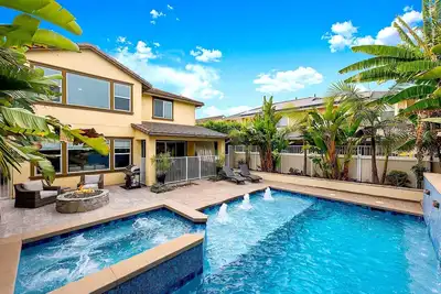 Image de Brand New Listing! ! Beautiful 5bd, Private ResortPool/HotTub, CloseTo Disney/Conv