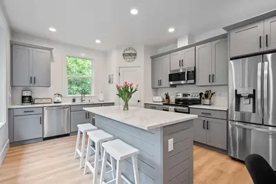 Image de New Build Modern House, Hot Tub, Bbq, Air Hockey, foosball