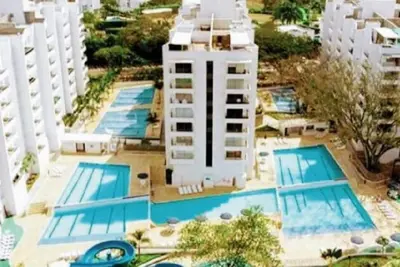 Image de Beautiful Apartment In Citadela Di Aqua. St Geronimo.