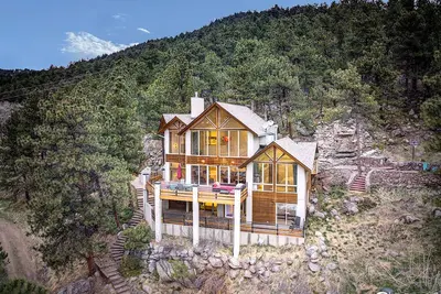 Image de As Seen On Tv: Boulder Mountain Retreat - 6 Bedroom, Walkable to Pearl, 2 acres