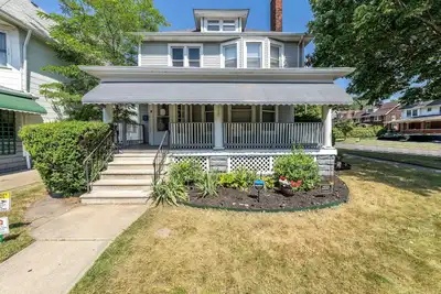 Image de Close to Cleveland Clinic, Uh, Va, Case Western & Little Italy