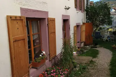 Image de Appartement Tout En Bois Avec Jardin A 100 mètres du centre ville au calme.