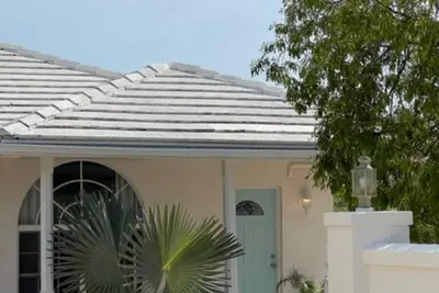 Image de Waterfront Villa with Dockside Patio, Paddleboards & Pontoon Boat Rental option