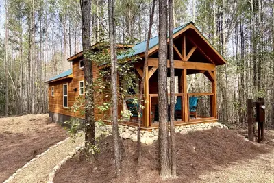 Image de \"The Birch Perch\" at Mentone Mountain Tiny Home